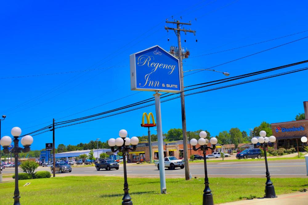 Regency Inn & Suites